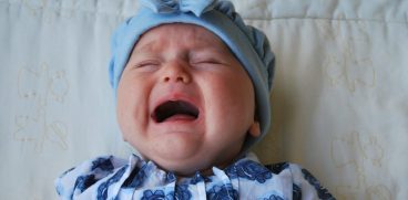 Cum imi dau seama ca bebelusul are colici? Nu va tratati copiii dupa ureche!