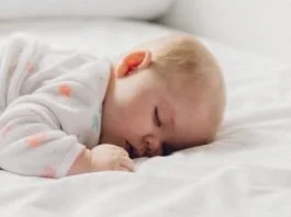 Somnul copilului pana la 2 ani! Cate ore trebuie sa doarma pe zi | Demamici.ro