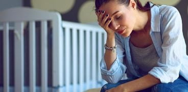 7 lucruri pe care NU ar trebui sa le faci daca bebelusul nu te-a lasat sa dormi o noapte intreaga