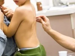 Meniu special pentru copiii alergici! Mamica unui baietel alergic la oua a scris o carte de retete | Demamici.ro