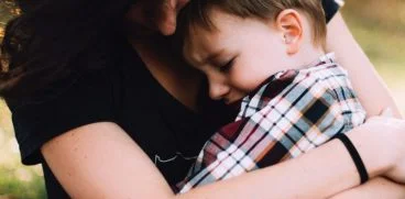 Creierul de mama („mommy brain”) e o realitate si le ajuta pe femei sa devina mame mai bune – e demonstrat stiintific
