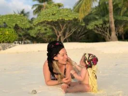 Laura Cosoi, cu fetita in Maldive! Imagini din vacanta – cat de frumoasa e micuta Rita | Demamici.ro