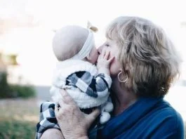 Iti multumesc mama! Nu stiu ce as fi facut fara tine cand mi s-a nascut copilul | Demamici.ro