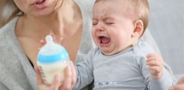 Nu stii de ce-mi hranesc copilul cu lapte din biberon asa ca NU JUDECA! | Demamici.ro