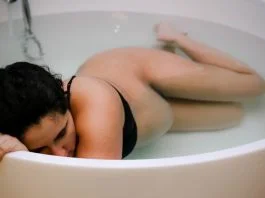 Adevarul despre cat de solicitanta e nasterea pentru corp. Nu toate femeile se recupereaza repede si usor dupa nastere | Demamici.ro