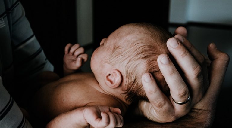 Metoda in 5 pasi care linisteste imediat plansul neconsolat al bebelusului | Demamici.ro