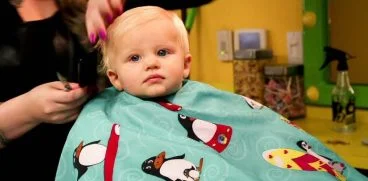 Tunsul zero indeseste parul copilului? Mit sau realitate | Demamici.ro