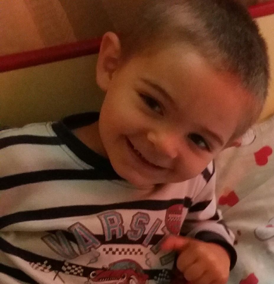 Un baietel de 5 ani si o fetita de 11 luni au murit intr-un accident rutier. Mama se lupta sa traiasca VIDEO | Demamici.ro