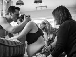 Moda „doula”, tot mai raspandita printre gravidele din Romania! O femeie din Iasi, la un pas de moarte | Demamici.ro