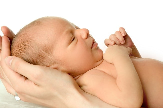 Cum se trateaza icterul la bebelusi