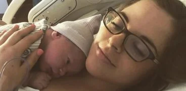 Ce simte cu adevarat o femeie cand devine mama pentru a doua oara: „Mintea mea a fost mai ocupata, trupul mai obosit!”| Demamici.ro