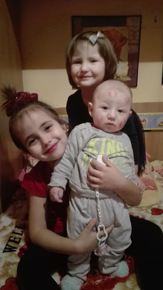 Corina a nascut la 29 de saptamani. In timpul cezarienei a facut stop cardio-respirator, iar baietelul a intrat in soc septic | Demamici.ro