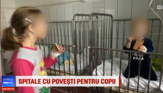 Pereti albi si patuturi cu gratii din fier. Spitalele de pediatrie din Romania arata ca niste inchisori | Demamici.ro