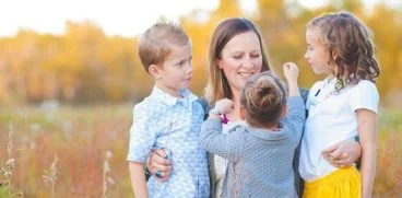 Studiu: Mamele care au mai mulți copii ar putea trăi mai mult | Demamici.ro