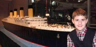 Un copil cu autism a construit cea mai mare replica a Titanicului din piese de Lego in 700 de ore | Demamici.ro