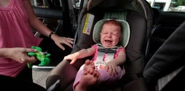 Copiii in masina – ponturi de activitati pentru o calatorie lunga. Cum sa-i tii ocupati ca sa n-o iei razna pana la destinatie | Demamici.ro