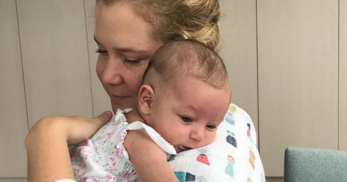 Amy Schumer vorbește despre ce înseamnă cu adevărat să fii mamă