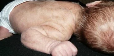 Totul despre lanugo sau părul de pe corpul copiilor la naștere | Demamici.ro