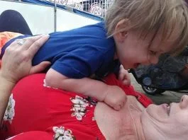 Un baietel de 3 ani a murit dupa ce doctorii i-au gresit diagnosticul. Au spus ca avea glezna luxata | Demamici.ro
