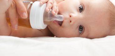 De ce nu este recomandat ceaiul pentru bebelusi? | Demamici.ro