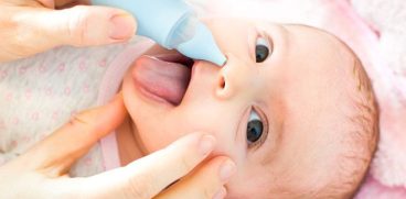 Cum se aspira corect secretiile nazale ale bebelusului | Demamici.ro