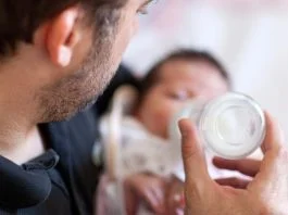 Recomandarea specialistilor: NU oferiti apa bebelusilor sub 6 luni. De ce | Demamici.ro