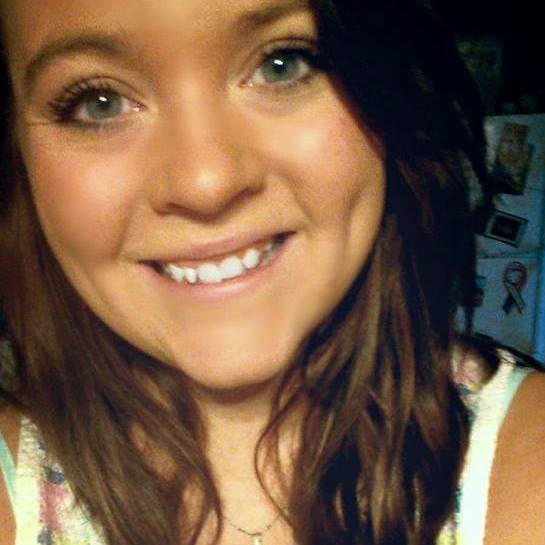 Si-a legat fetita de scaun si a aruncat-o pe geam. Gestul disperat al unei mame | Demamici.ro