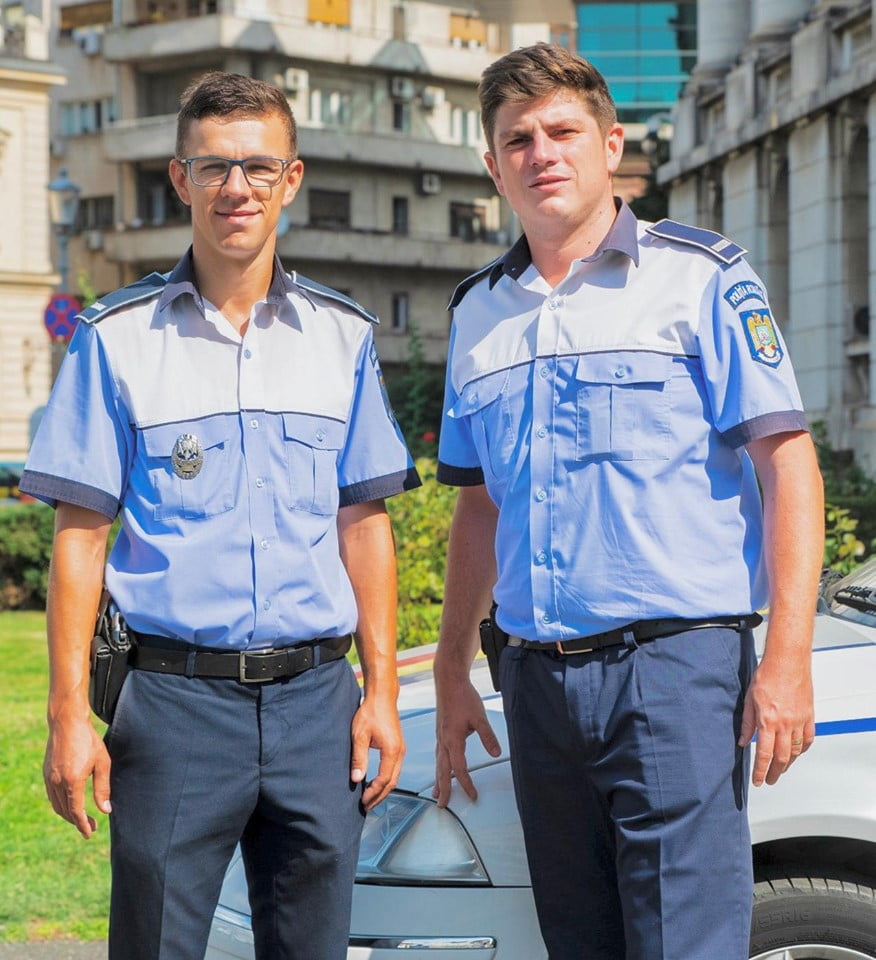 Gestul impresionant facut de doi politisti din Capitala pentru un copilas care se lovise la cap | Demamici.ro