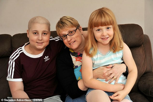 O fetita a trecut printr-un transplant de maduva pentru a-si salva sora