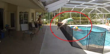 Un tata a sarit un gard de 1,5 metri pentru a-si salva fiul de la inec VIDEO | Demamici.ro