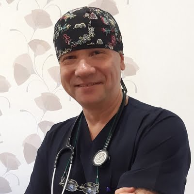 Dr. Ovidiu Lazar, medicul care salveaza gratuit vietile copiilor din Romania | Demamici.ro
