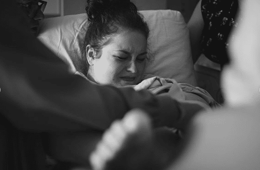 Anestezia epidurala nu functioneaza mereu. Marturia unei mame: "Durerea era atat de groaznica, incat incepusem sa delirez!" | Demamici.ro