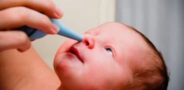 Nasul infundat la bebelusi. Cum il poti ajuta sa respire mai bine | Demamici.ro