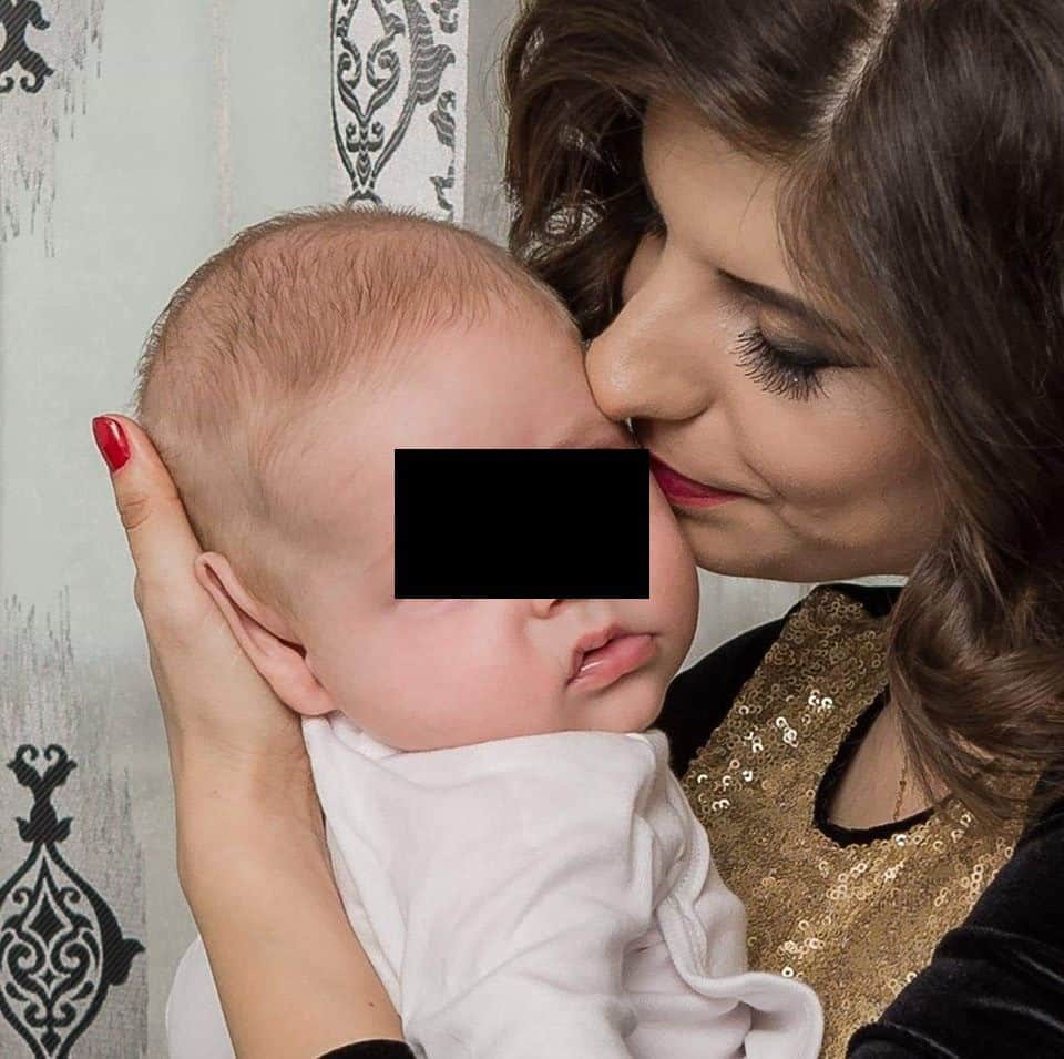 Madalina, o politista de 33 de ani din Constanta, a plecat la ingeri. A lasat in urma un baietel de 1 an si 2 luni | Demamici.ro