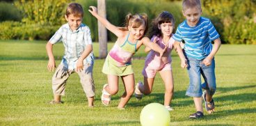 Copiii care nu se joaca risca sa dezvolte probleme mentale mai tarziu | Demamici.ro