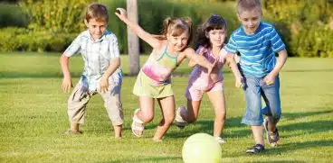 Copiii care nu se joaca risca sa dezvolte probleme mentale mai tarziu | Demamici.ro