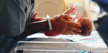 Greutatea la nastere a bebelusului, influentata de genele transmise de mama | Demamici.ro