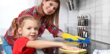 Copiii care ajuta la treburile casei devin adulti de succes | Demamici.ro