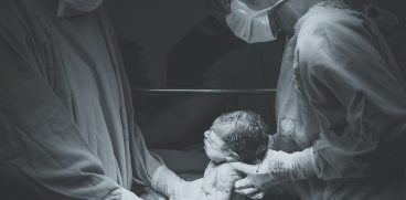 Cezariana poate creste riscul aparitiei depresiei postpartum |Demamici.ro