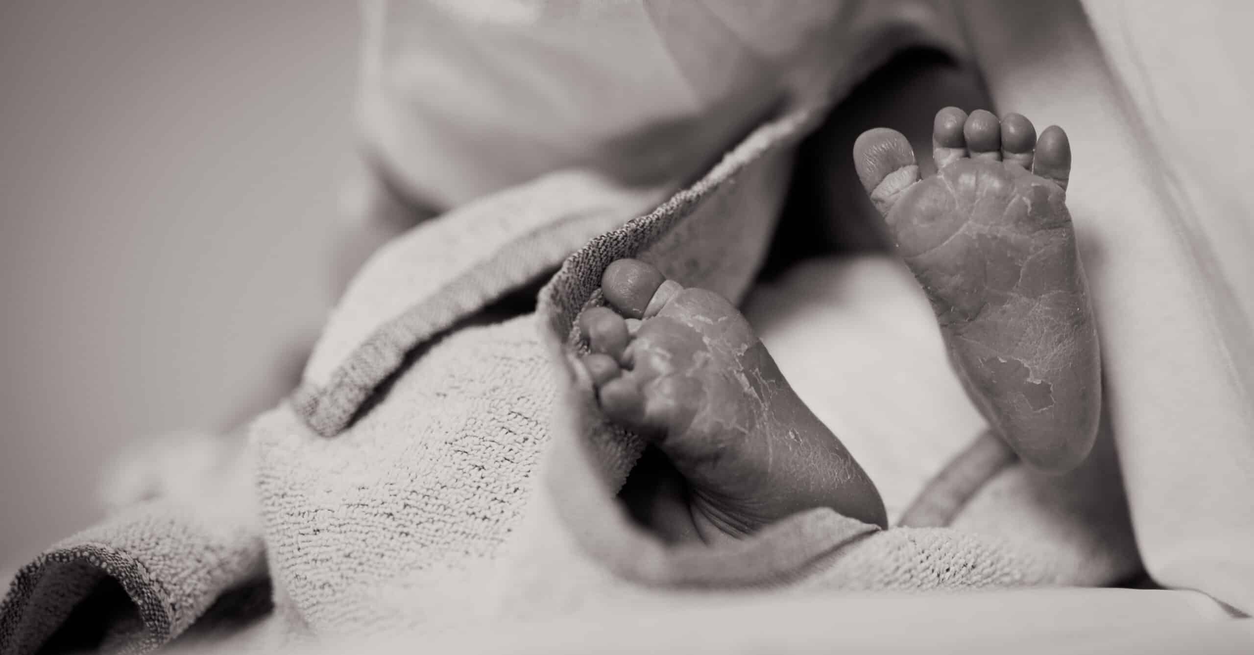 Mama a zece copii a murit la nastere in Maternitatea Bega din Timisoara. Poveste reala relatata de "Anonima de dincolo de ocean" | Demamici.ro