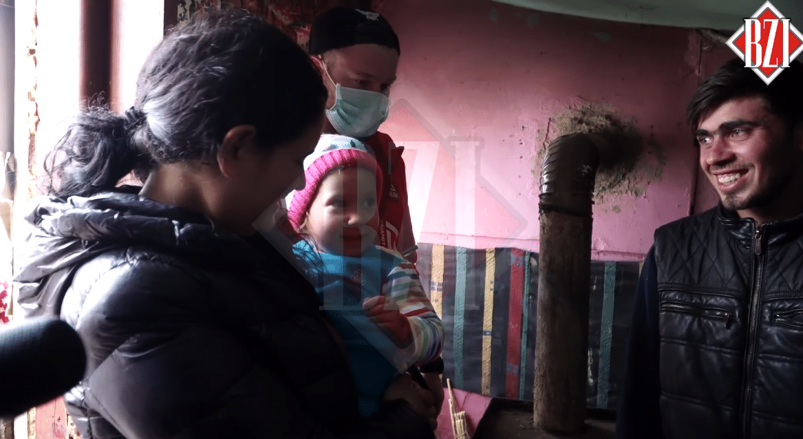Barbatul care a mers calare la maternitate, ajutat de Morosanu: "Vreau sa-l ajutam sa-si construiasca o casa!" VIDEO | Demamici.ro
