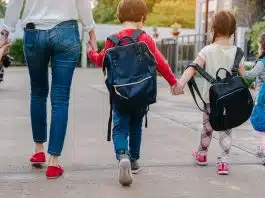 Părintele dintr-o familie monoparentală nu poate fi obligat să facă ture de noapte – proiect de lege | Demamici.ro