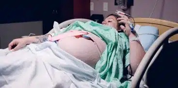 Patru gravide diagnosticate cu COVID-19 au nascut bebelusi sanatosi | Demamici.ro