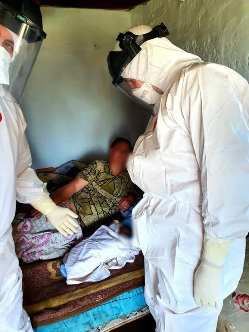 Minune in Sambata Pastilor! Trei pompieri suceveni au asistat nasterea unui copil | Demamici.ro