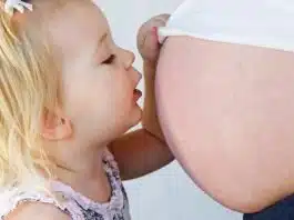 Dezvoltarea emotionala a copilului incepe inca de cand e in burtica mamei – psihoterapeut Isabela Mihut | Demamici.ro