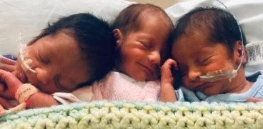 Tripleți născuți prematur în pandemie au supraviețuit. „Nu puteam să-i atingem, nu puteam să-i sărutăm” | Demamici.ro