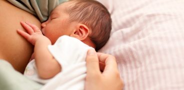 Alaptarea: 3 din 5 nou-nascuti nu sunt alaptati in prima ora de viata | Demamici.ro