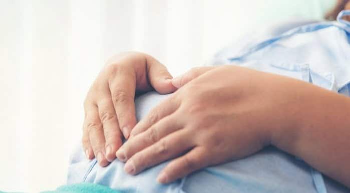 O gravidă în 37 de săptămâni a pierdut bebelușul după ce ar fi fost ignorată de medicii Spitalului Municipal Iași | Demamici.ro