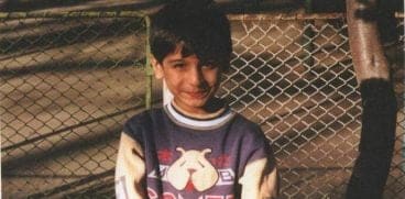 Nicolae a trăit în 6 orfelinate, iar apoi a fost adoptat de o familie bogată din SUA. Visul american s-a transformat într-un coșmar | Demamici.ro