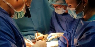 Mama unui băiat de 14 ani, după ce copilul ei a primit rinichiul unui bebeluș de 10 luni: „Pur și simplu plâng. Știam că pentru sănătatea copilului meu, cineva trebuie să își piardă viața” | Demamici.ro